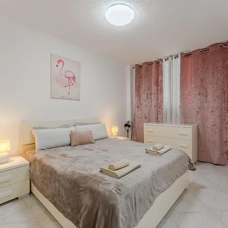 Copacabana With Ocean View Адехе
